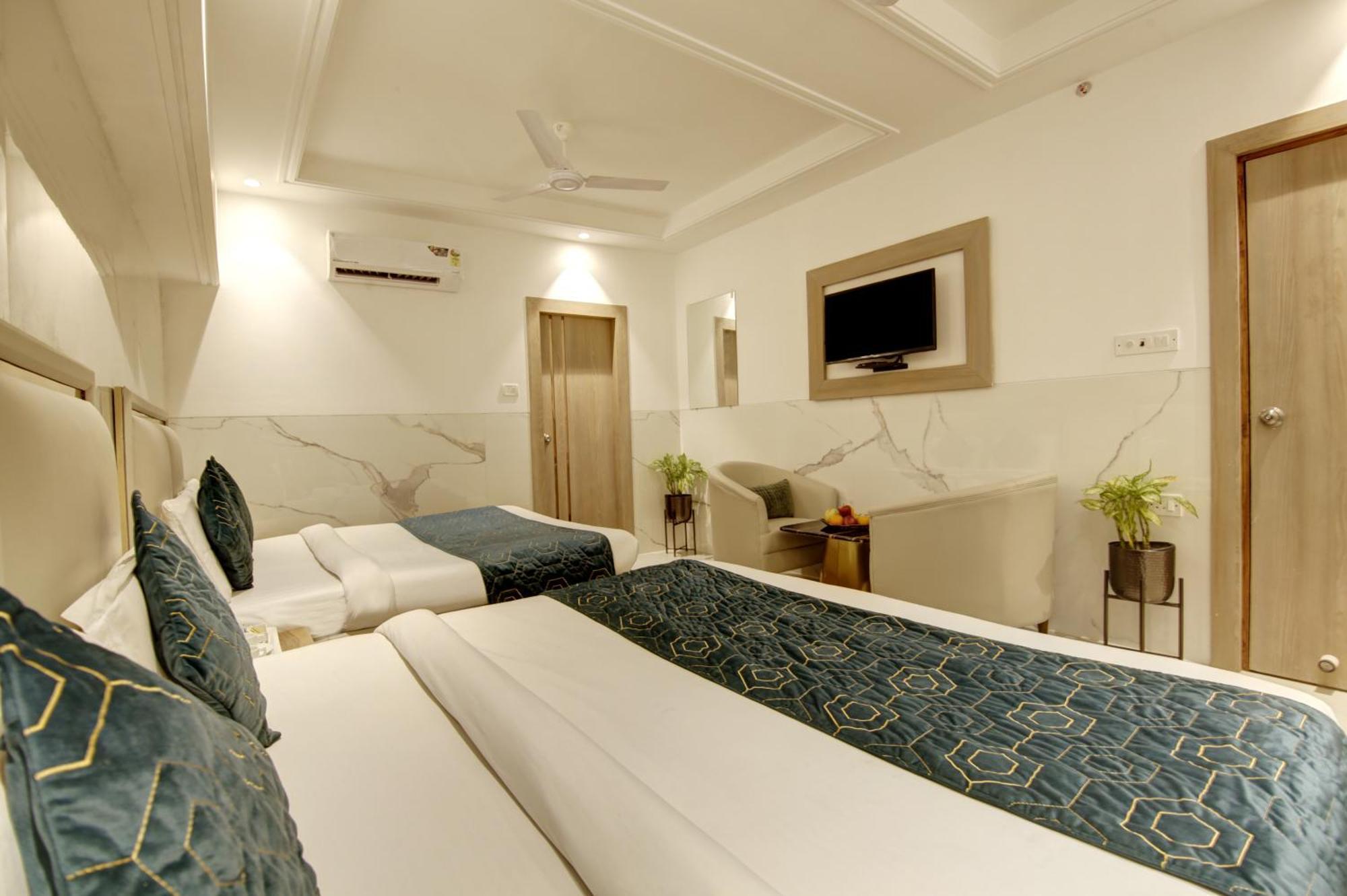 Hotel International Inn By Star Group - Near Delhi Airport Új-Delhi Kültér fotó